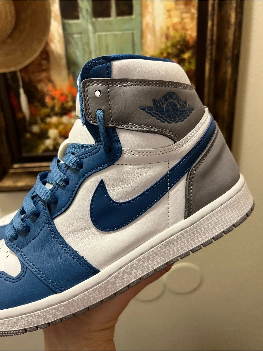 Jordan 1 Retro High OG True Blue sneakers